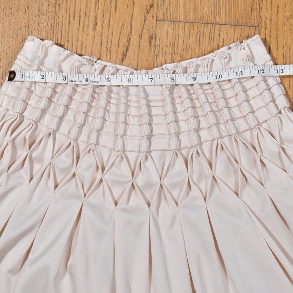 MaxMara: Pleaded Cream Mini Skirt - Picture 11 of 12